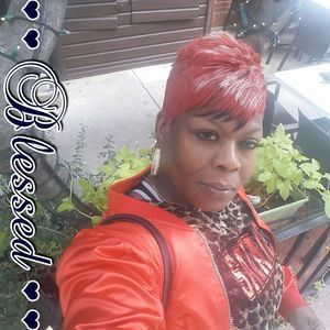 Meet your Posher, Kiki